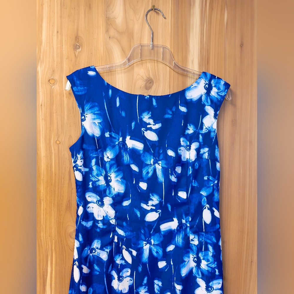 Ann Taylor Blue and White Floral Midi Dress, Size 6 - Picture 2 of 4